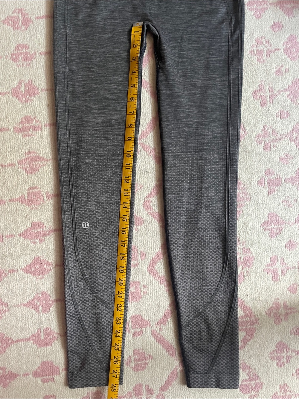 Lululemon Ready To Run Tight: Lunar Rock/Black - Picture 4 of 7